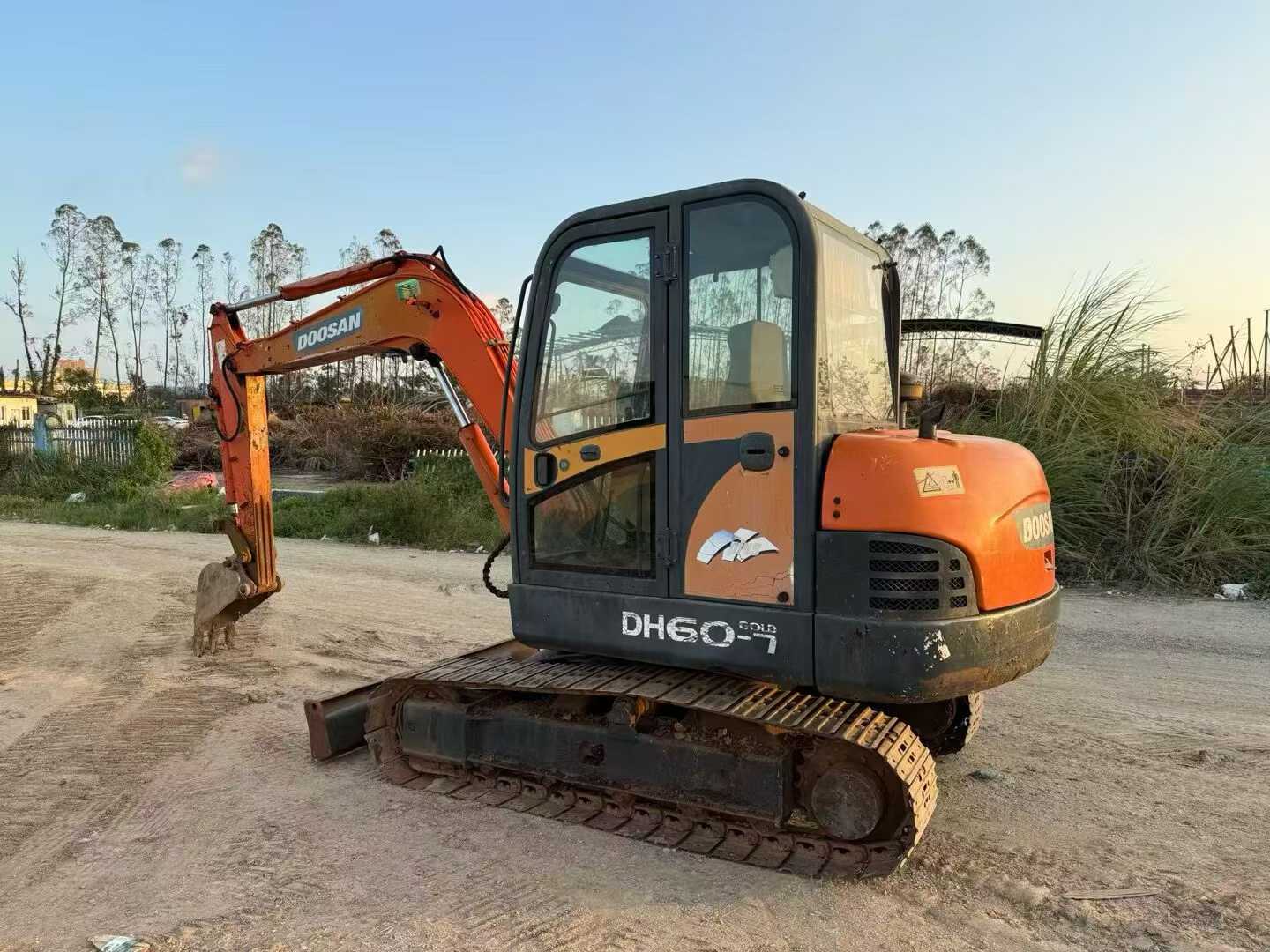 Used Doosan DX60 Excavator 2016 Model / 2