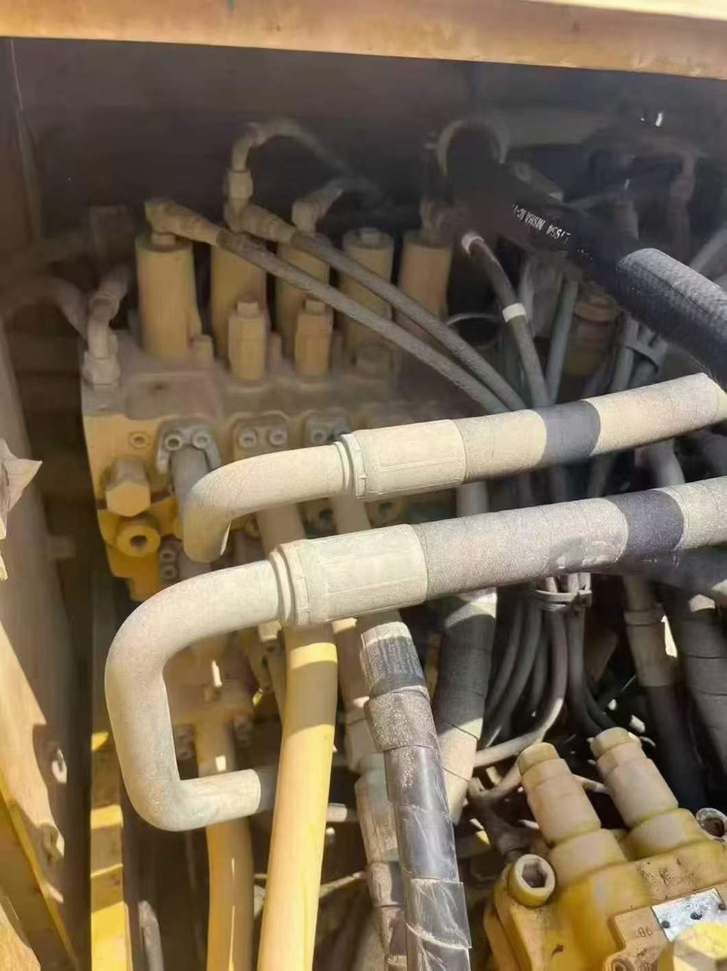 Used Caterpillar 320D Excavator 2015 Model / 5