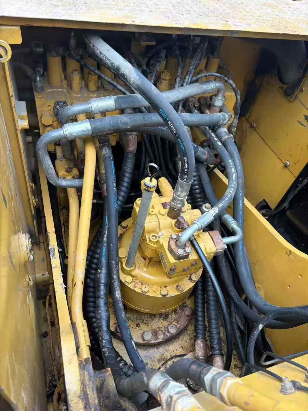 Used Caterpillar 320D Excavator 2014 Model / 6