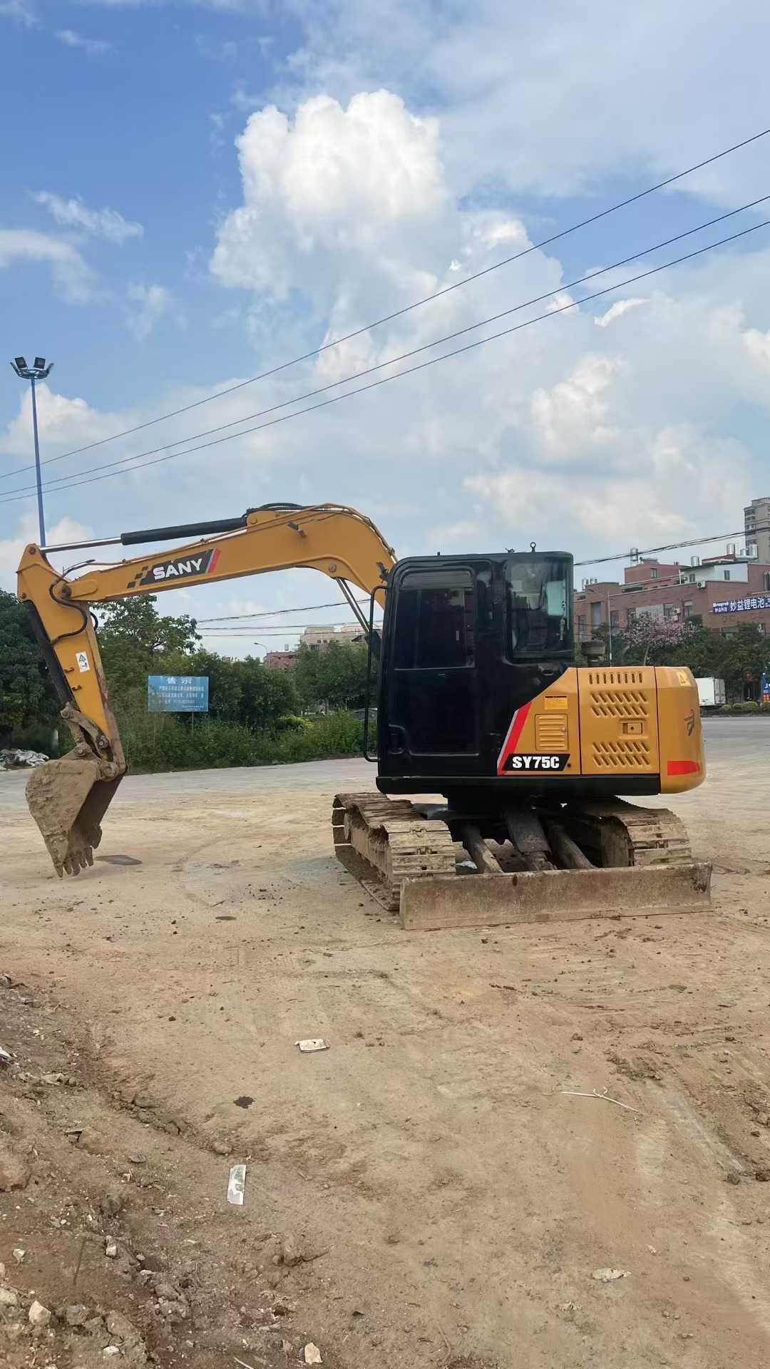 Used Sany SY75 Excavator 2016 Model / 4