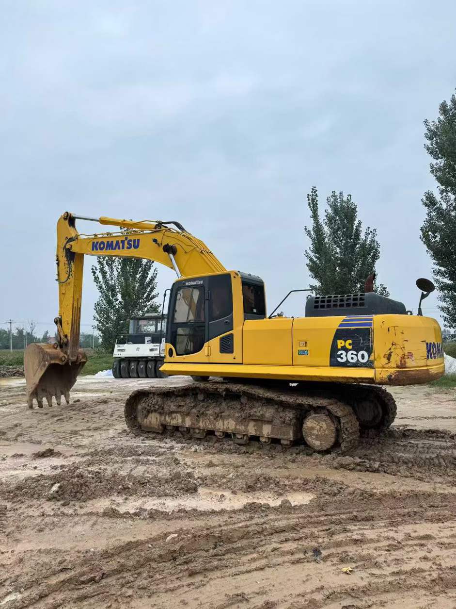 Buy Komatsu PC70 Used Excavator / 2 Used Komatsu PC70 Excavator 2018 Model / 2