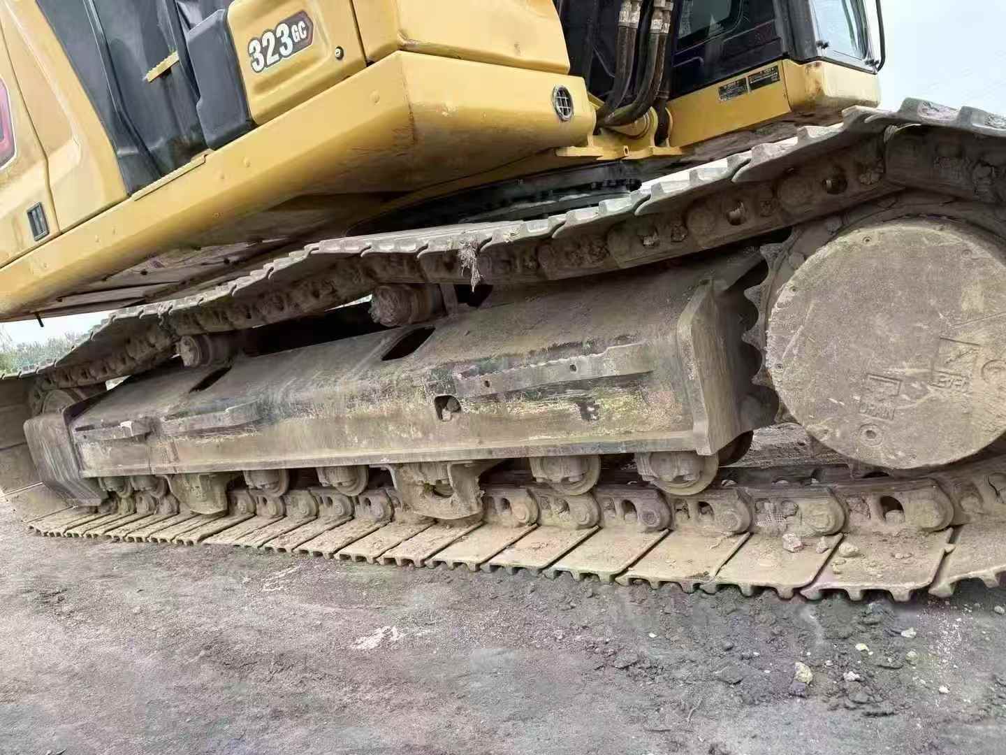 Used Caterpillar 323 Excavator 2020 Model / 9