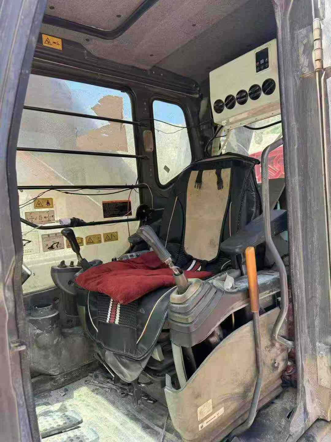 Used Hitachi ZX60 Excavator 2016 Model / 7