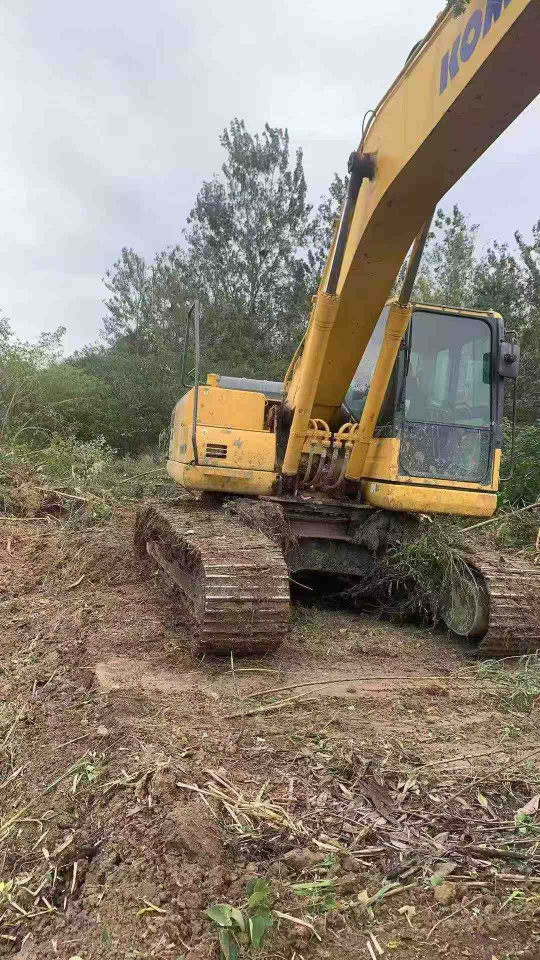 Used Komatsu PC200 Excavator 2017 Model / 5