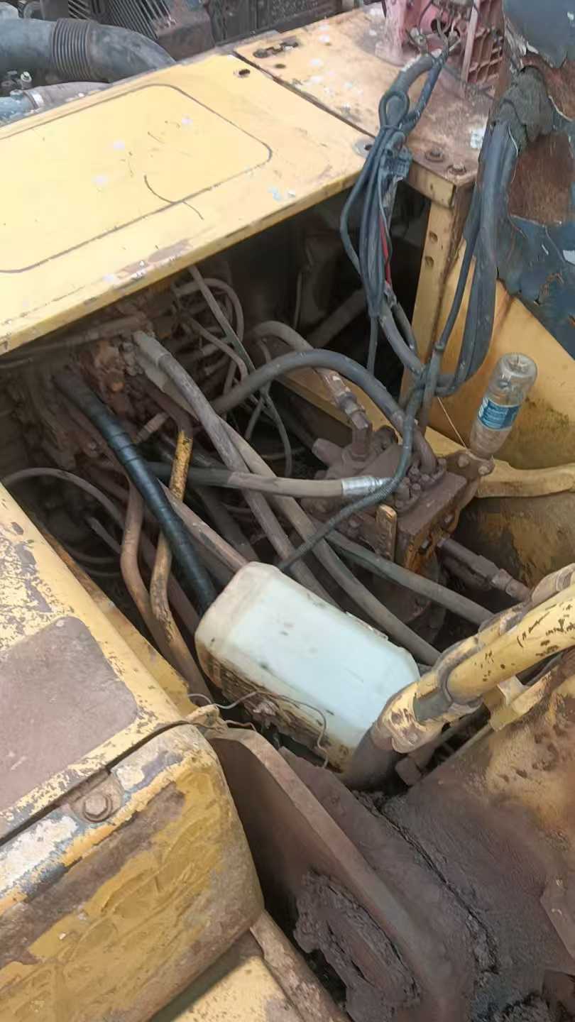 Buy Komatsu PW200-7 Used Excavator / 7 Used Komatsu PW200-7 Excavator 2016 Model / 7