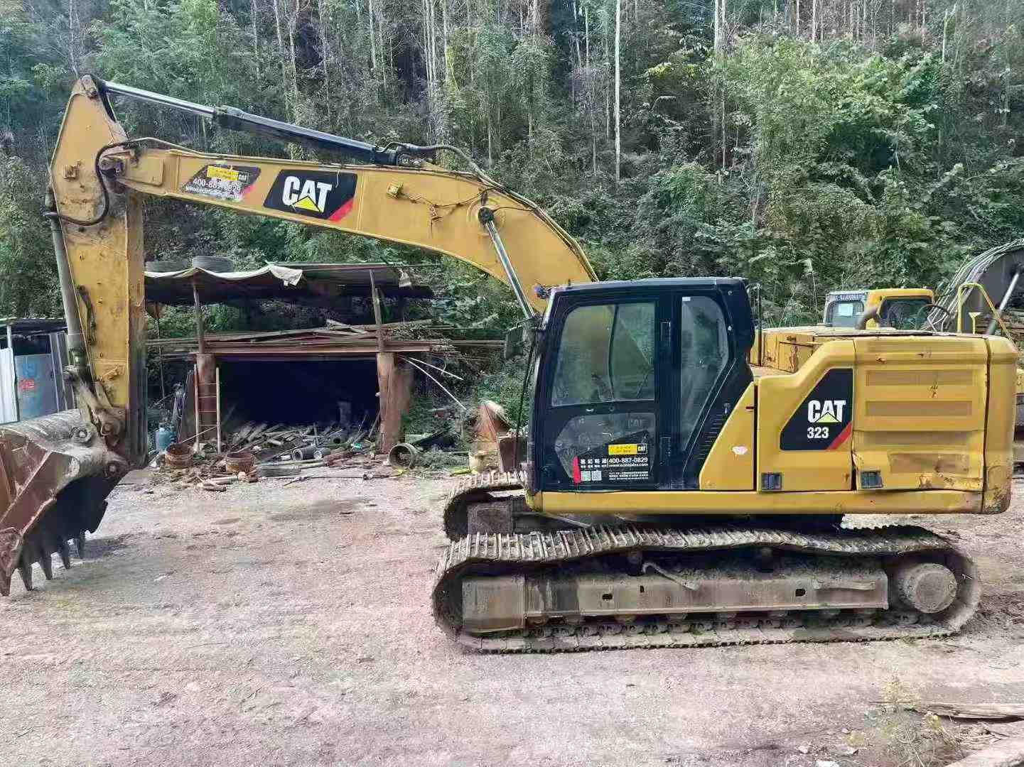 Used Caterpillar 323 Excavator 2019 Model / 5