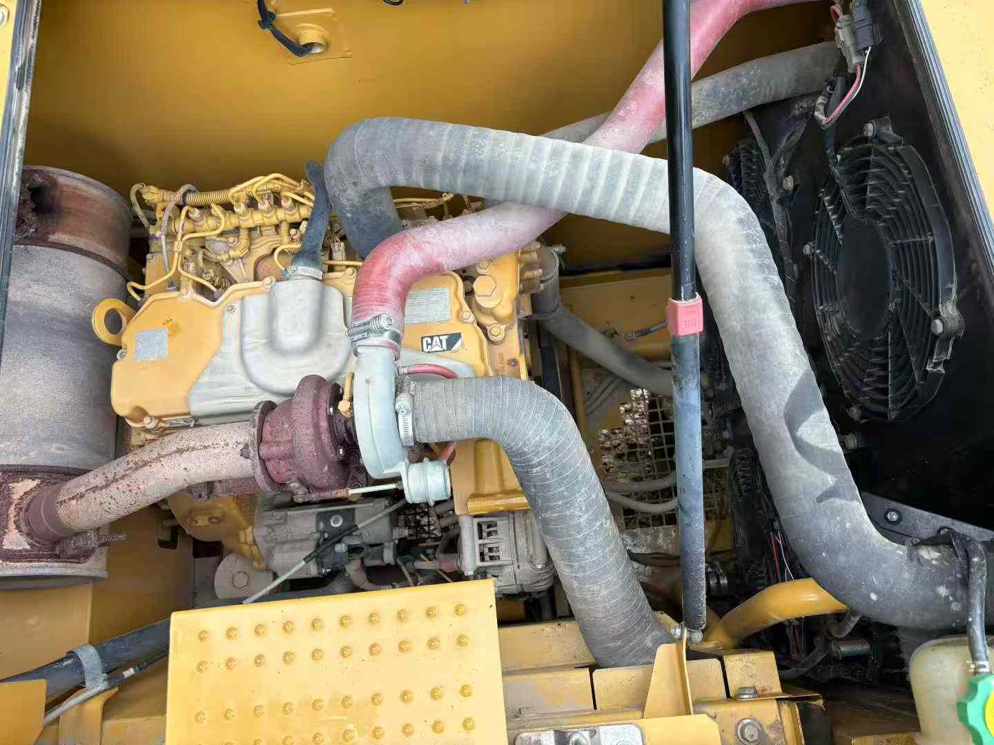 Used Caterpillar 320GC Excavator 2018 Model / 8