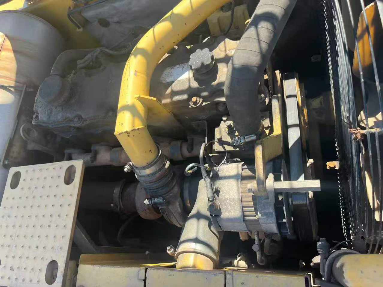 Used Caterpillar 325L Excavator 2016 Model / 4