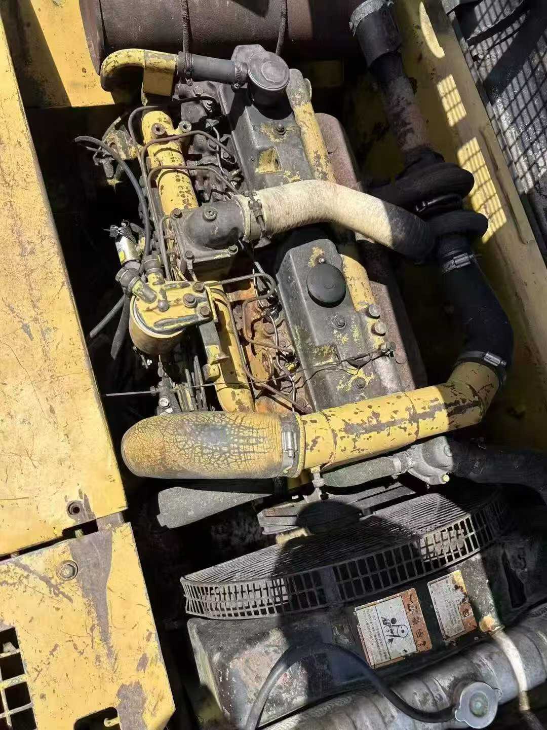 Used Caterpillar 320V2 Excavator 2016 Model / 8