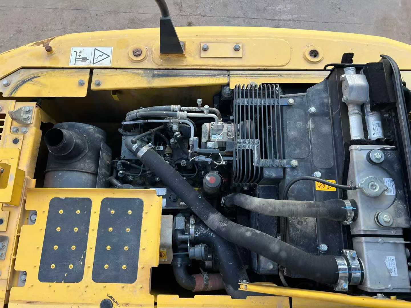 Used Komatsu PC110-8M0 Excavator 2020 Model / 7