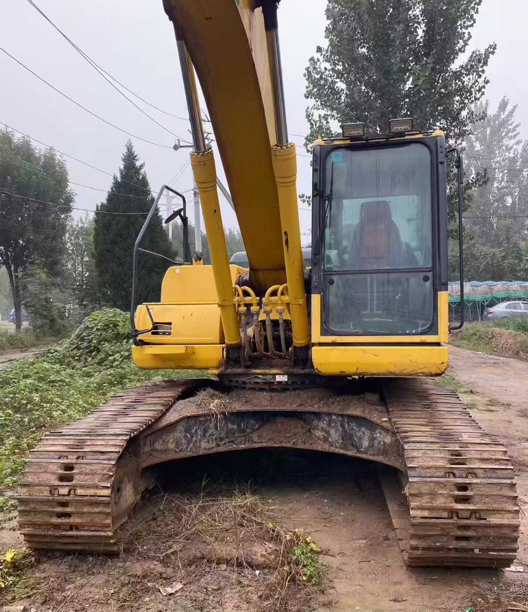 Used Komatsu PC200LC Excavator 2016 Model / 3