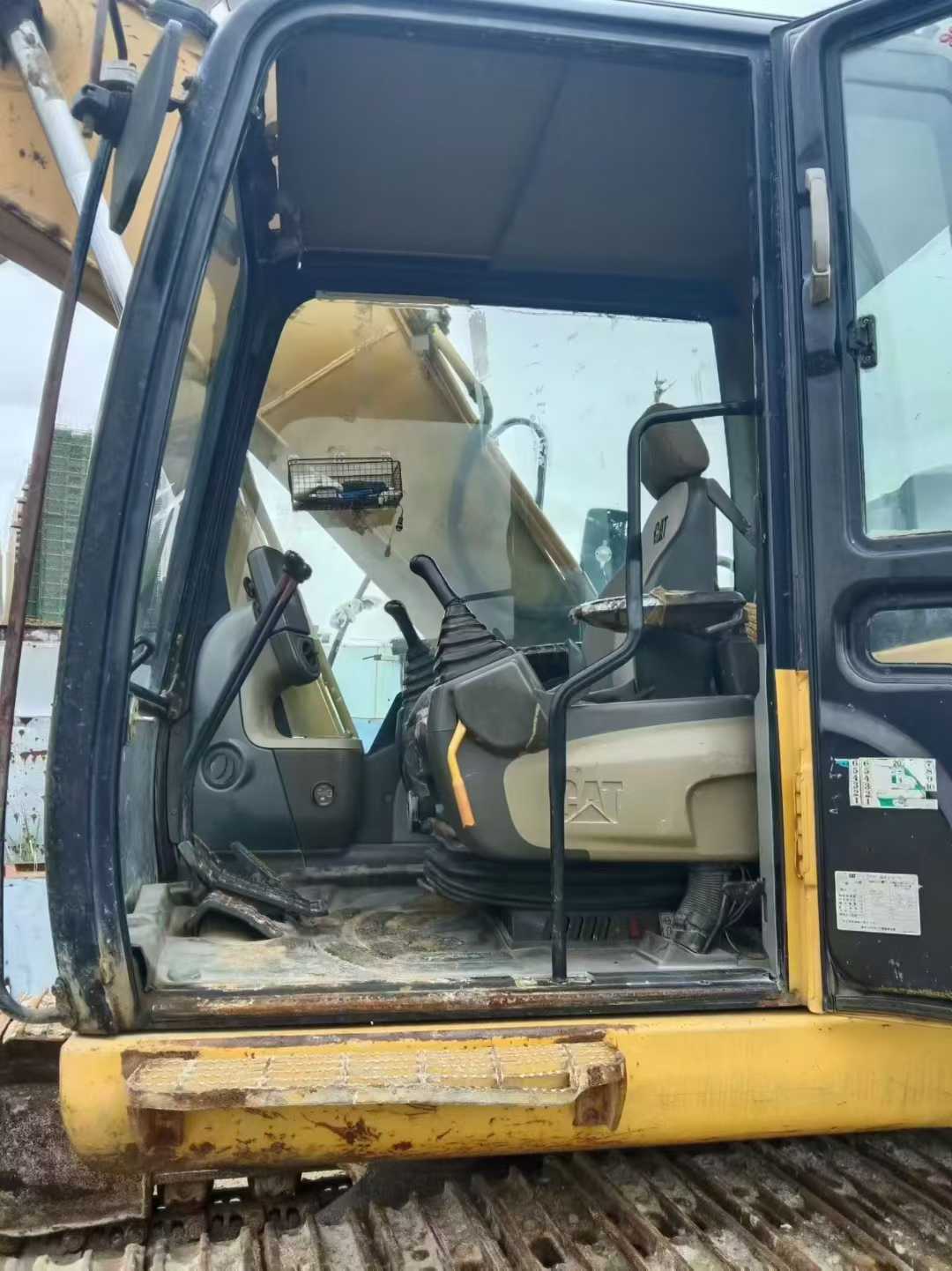 Used Caterpillar 320D Excavator 2016 Model / 3