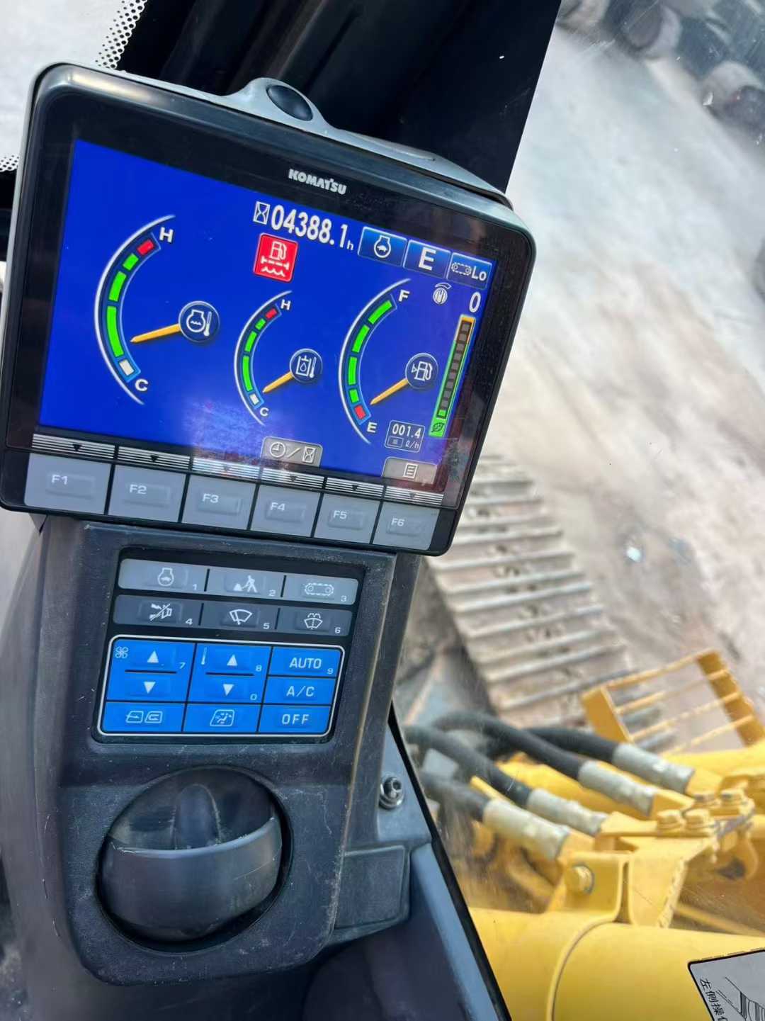 Used Komatsu PC110-8M0 Excavator 2020 Model / 6