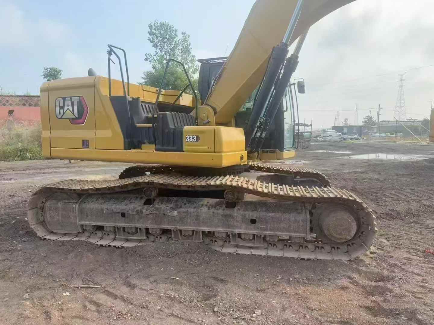 Used Caterpillar CAT333  Excavator 2022 Model / 3