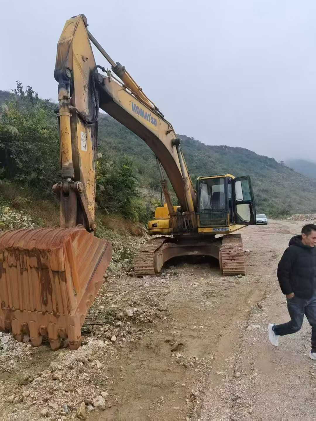 Used Komatsu PC60 Excavator 2016 Model / 4