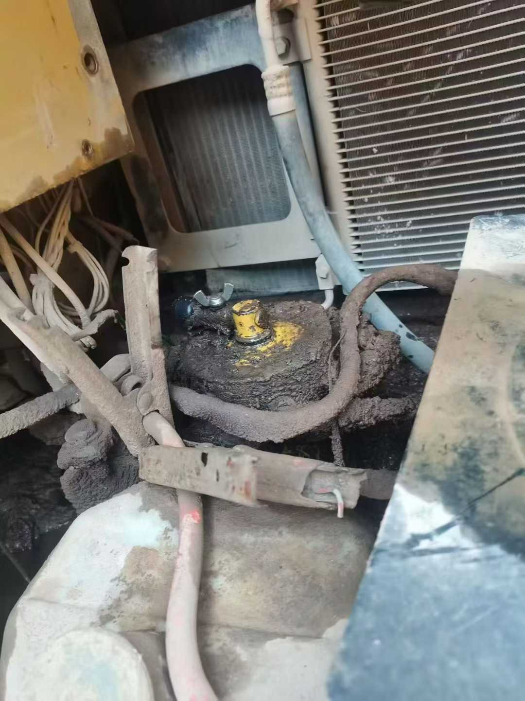 Used Caterpillar 320CU Excavator 2016 Model / 4