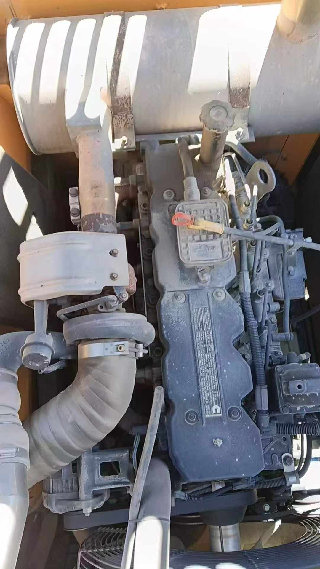 Used Hyundai R215VSN Excavator 2018 Model / 5