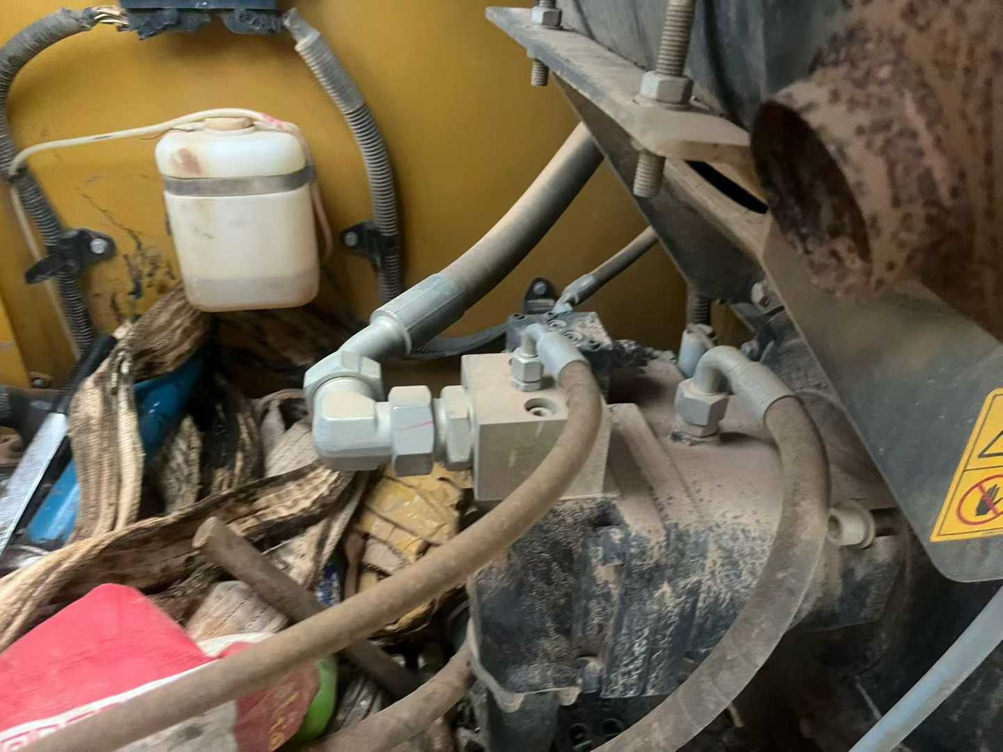 Used XCMG XE75WD Excavator 2021 Model / 5