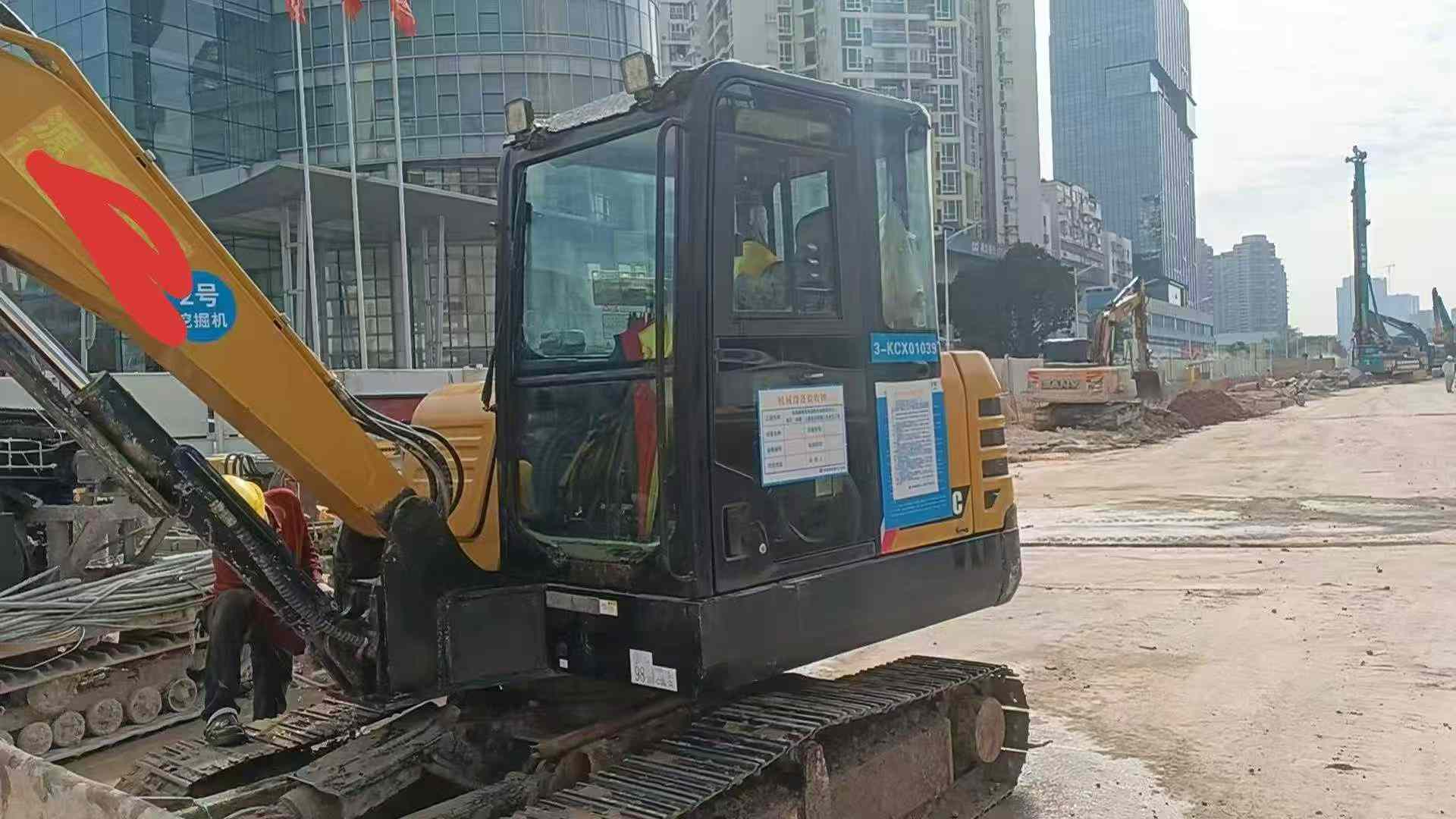 Used Sany SY60 Excavator 2020 Model / 3
