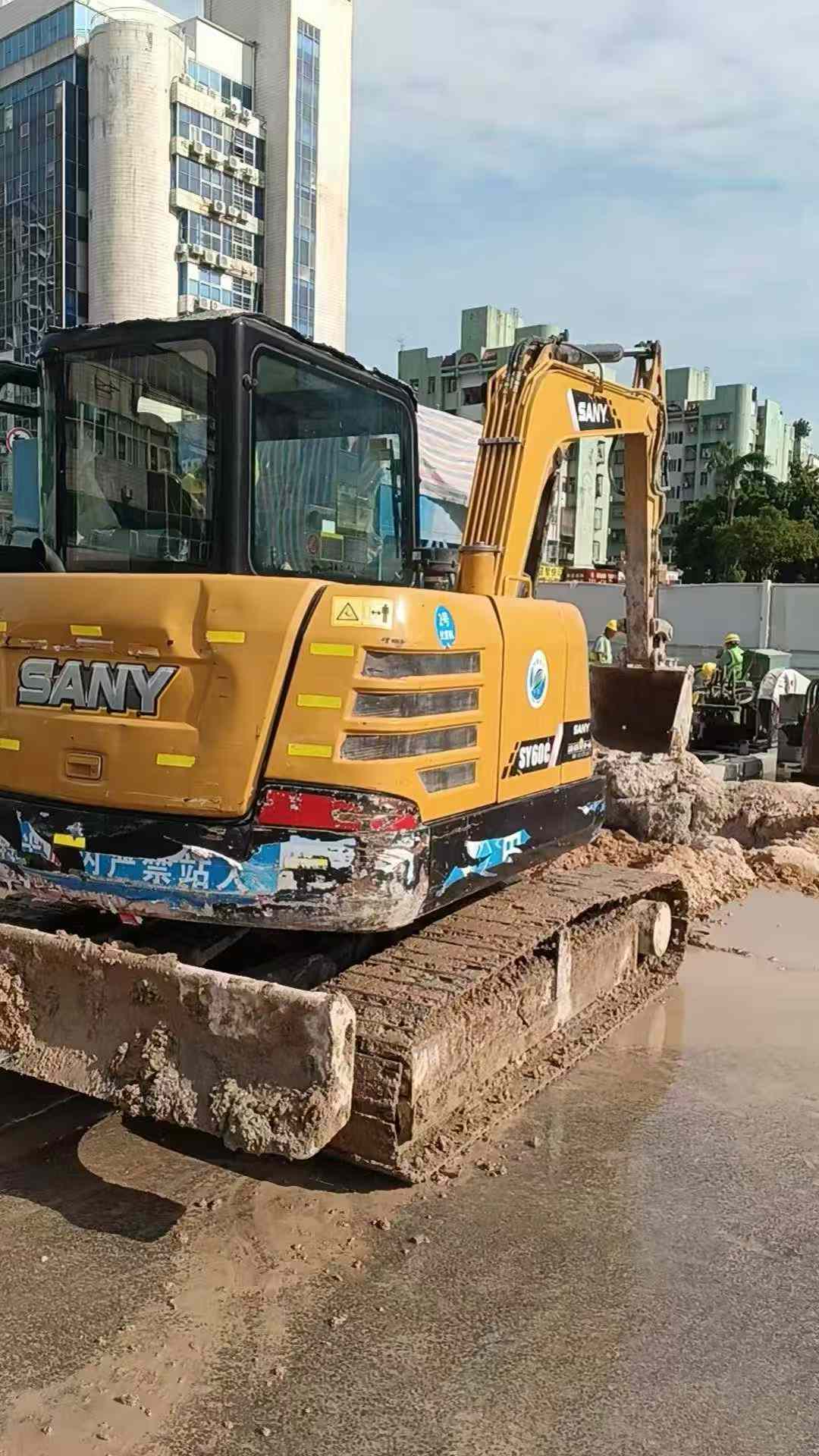 Used Sany SY60 Excavator 2020 Model / 4