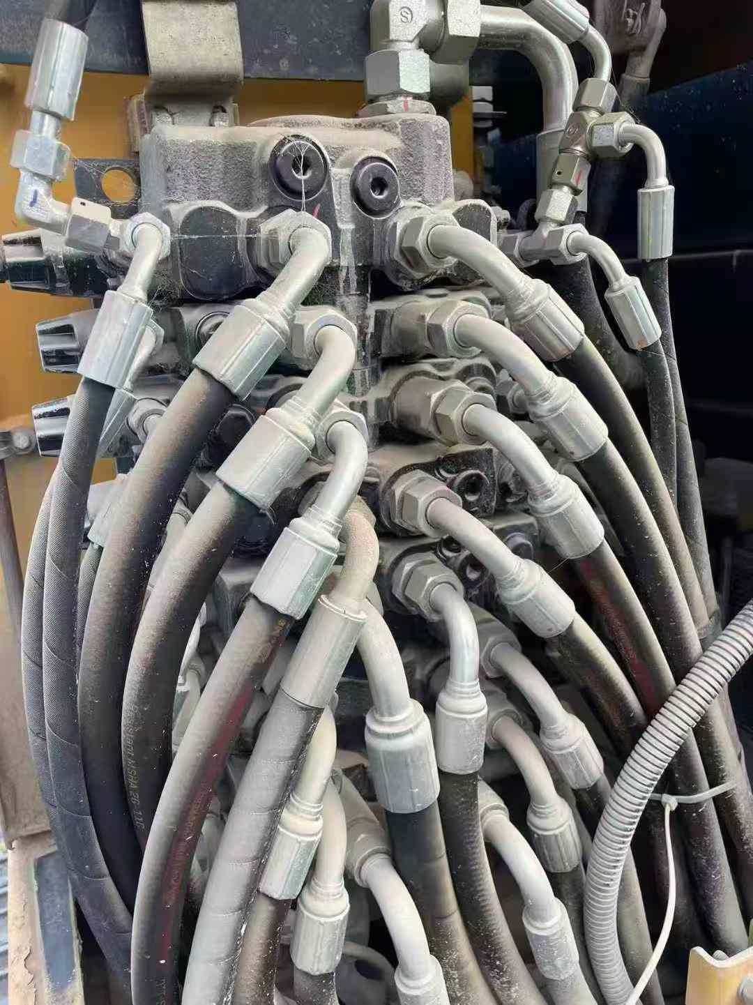 Used XCMG XE60 Excavator 2022 Model / 6