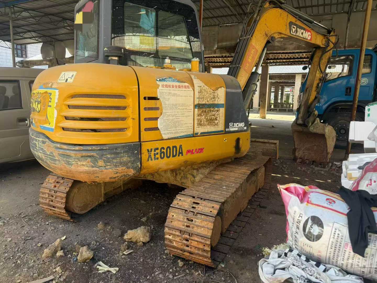 Used XCMG XE60 Excavator 2021 Model / 7