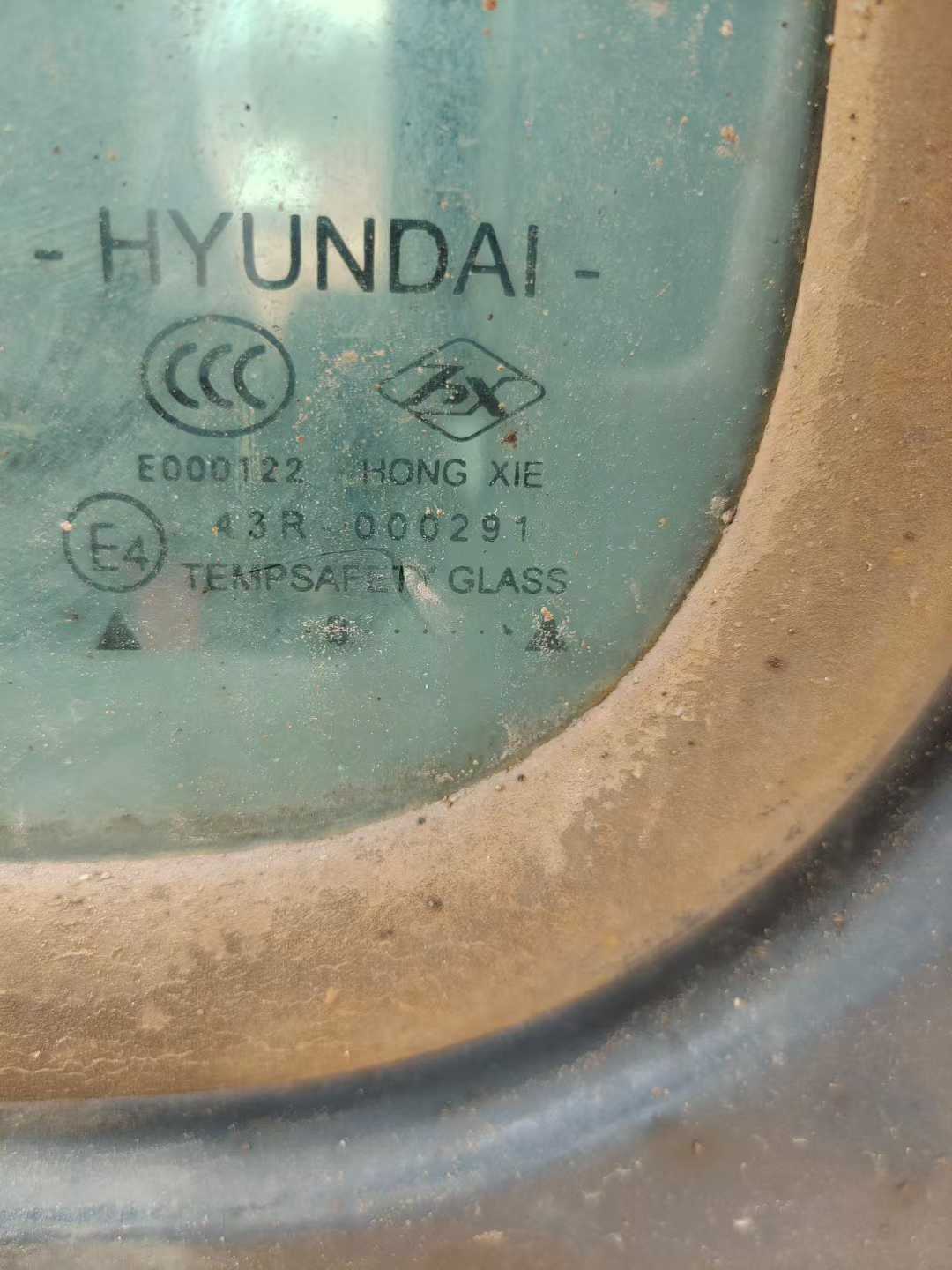 Used Hyundai R215VS Excavator 2018 Model / 5