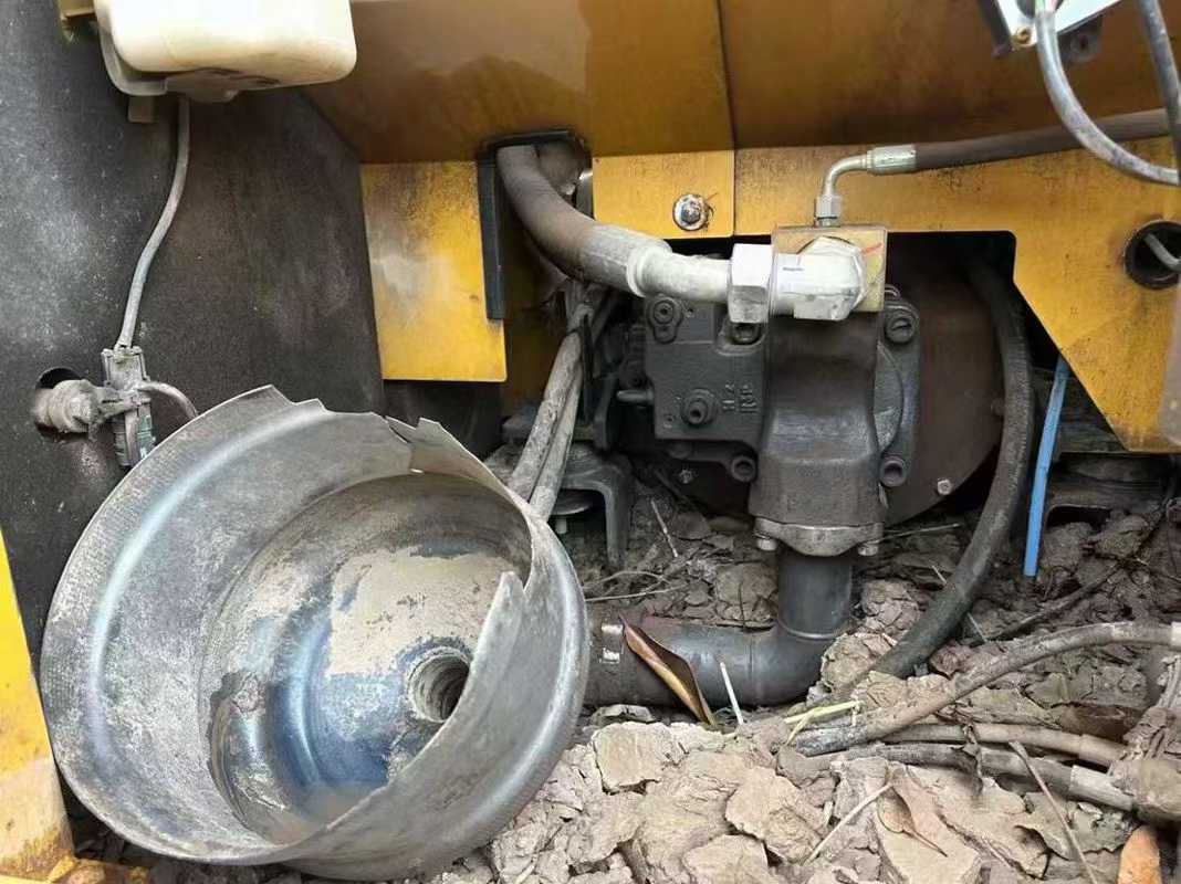 Used XCMG XE75WD Excavator 2018 Model / 7