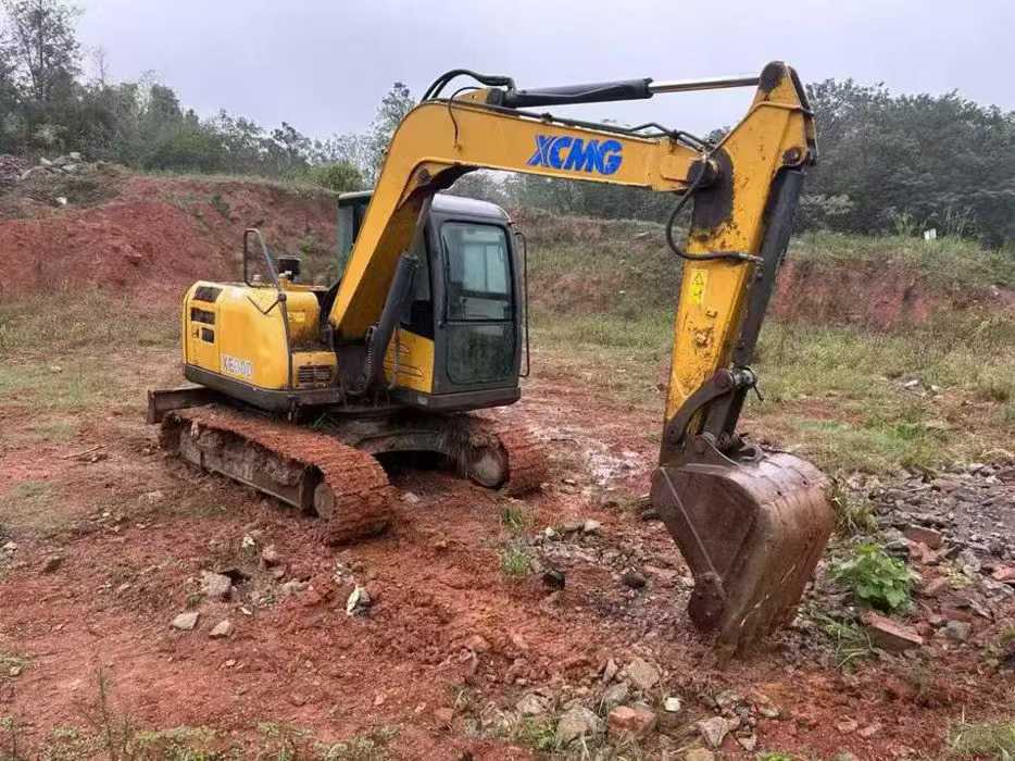 Used XCMG XE75WD Excavator 2018 Model / 3