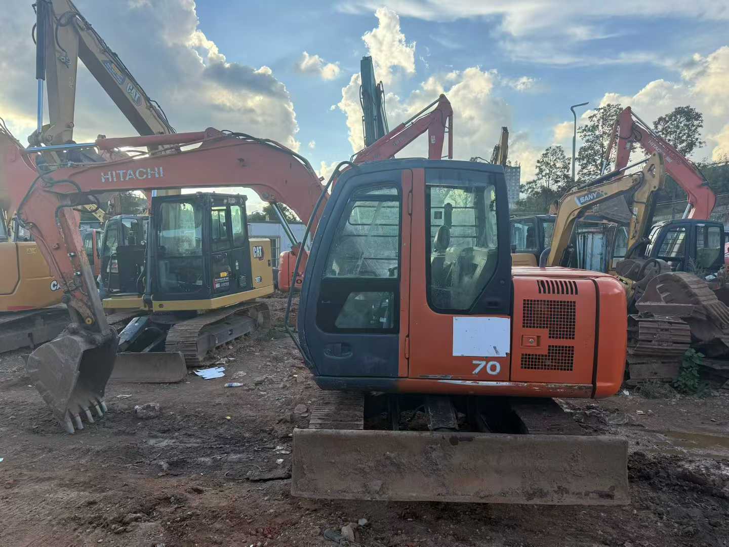 Buy Hitachi ZX60 Used Excavator / 8 Used Hitachi ZX60 Excavator 2016 Model / 8