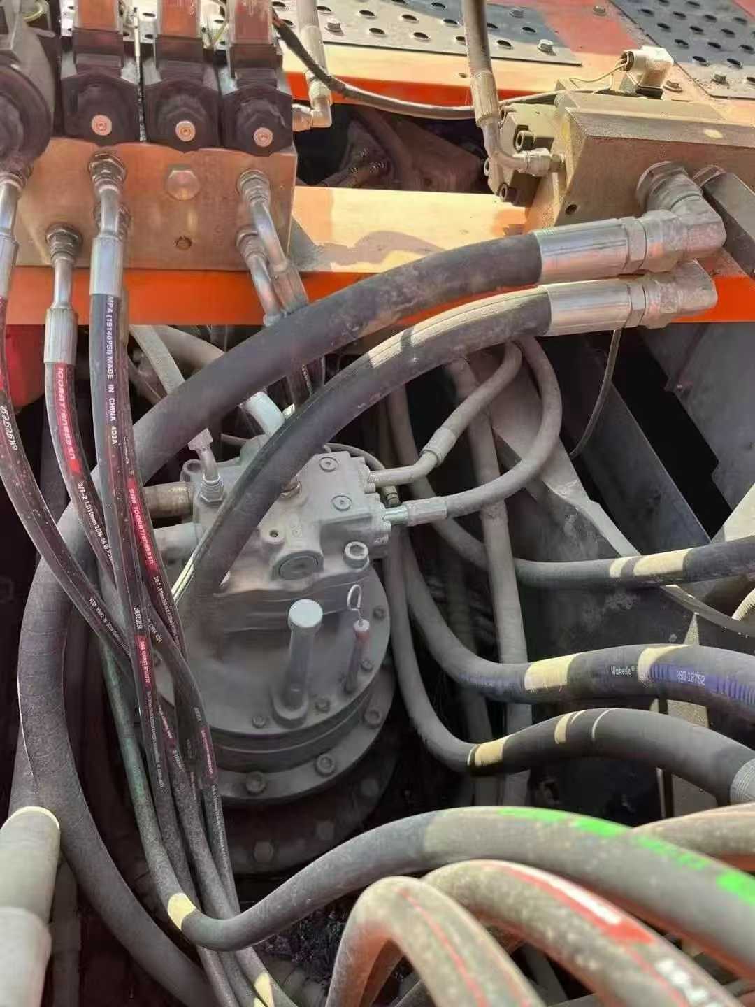 Used Hitachi ZW330 Excavator 2019 Model / 8