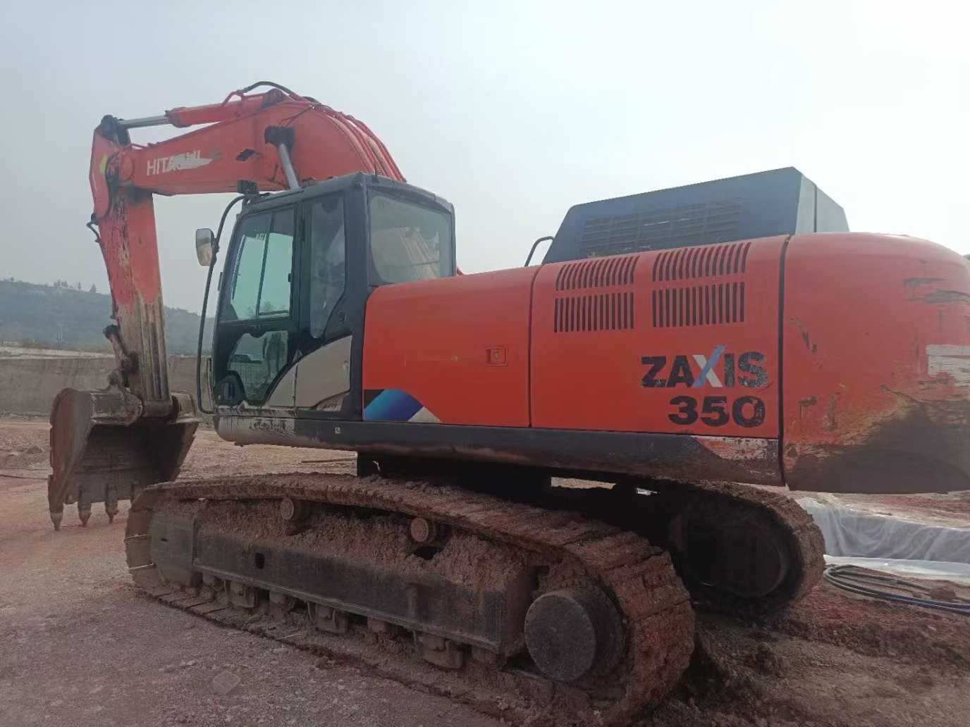 Used Hitachi ZW330 Excavator 2017 Model / 2