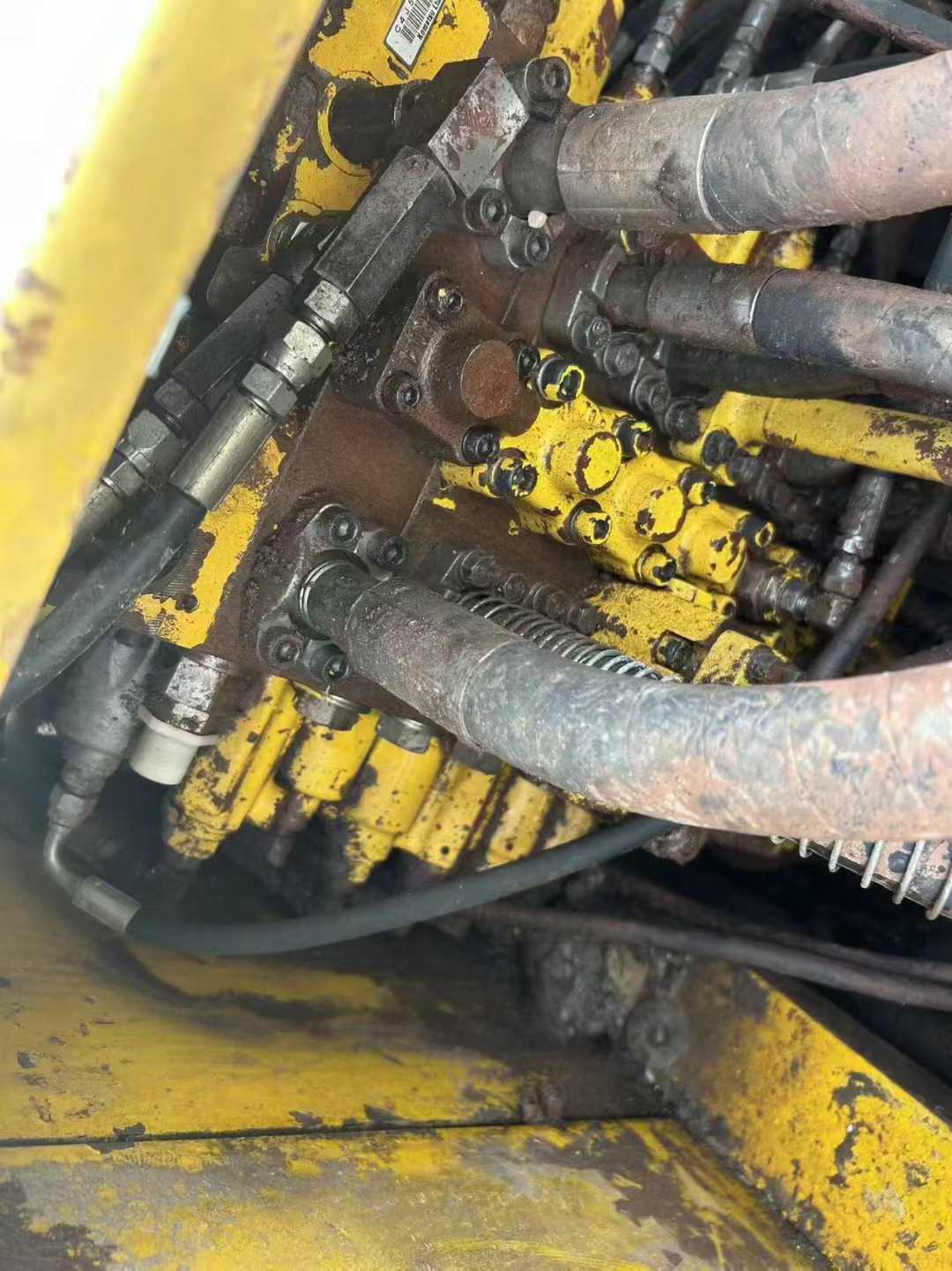 Used Komatsu PW220-7 Excavator 2016 Model / 3