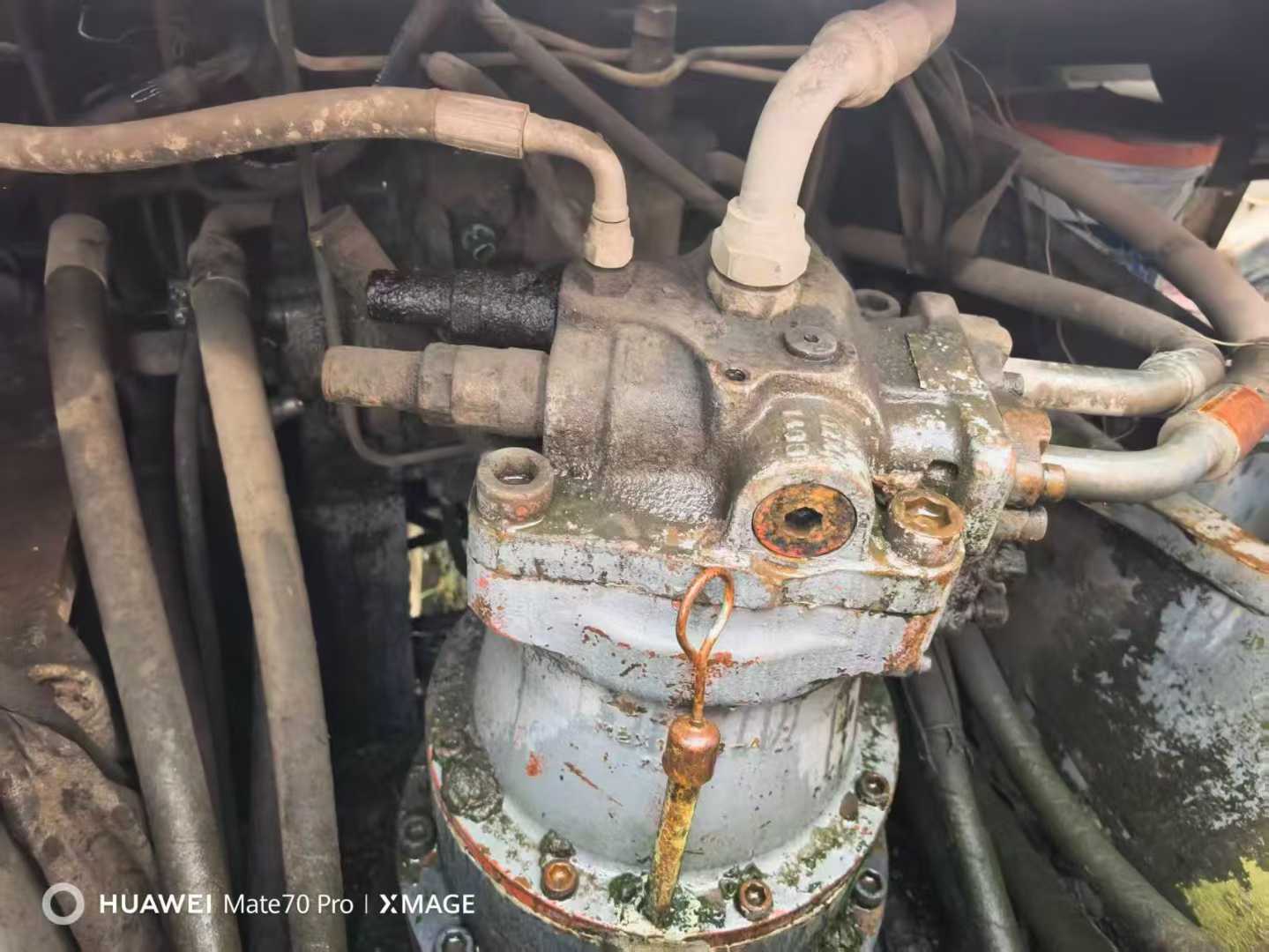 Used Hitachi ZAXIS200 Excavator 2016 Model / 3