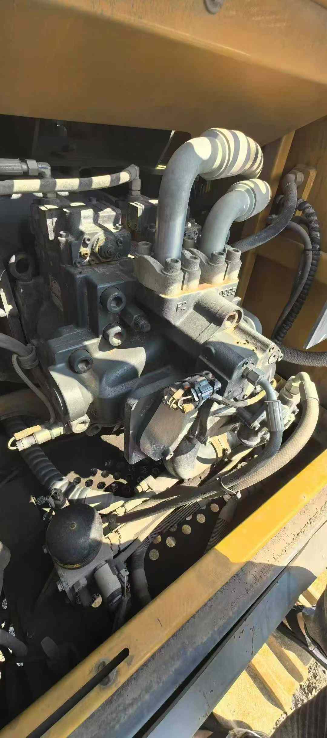 Used XCMG XE490DK Excavator 2019 Model / 3