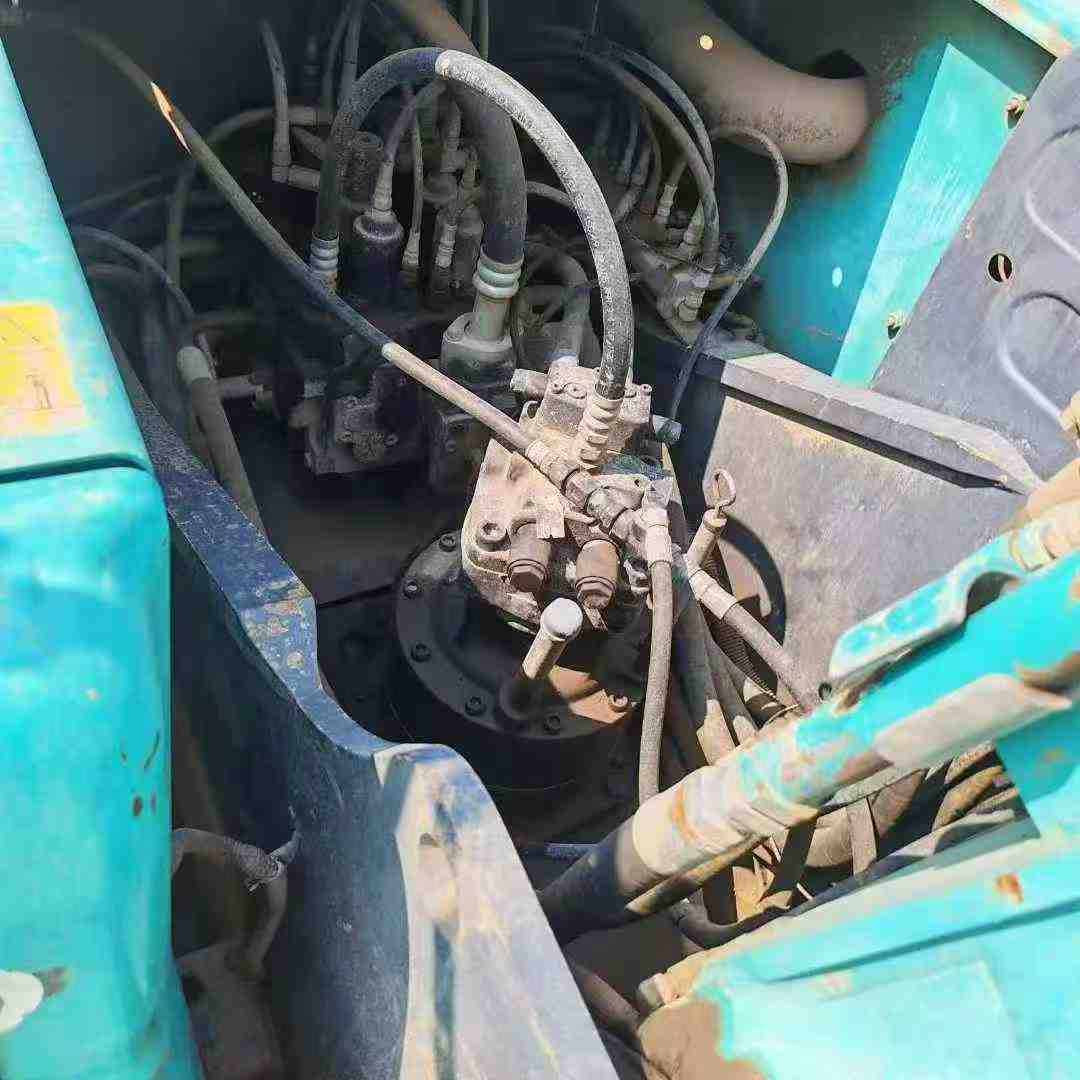 Used Kobelco SK200 Excavator 2016 Model / 5