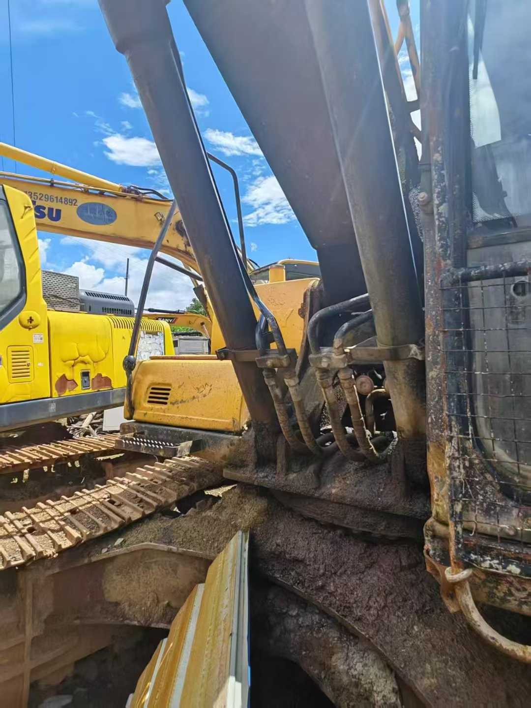 Used Sany SY215W Excavator 2014 Model / 2