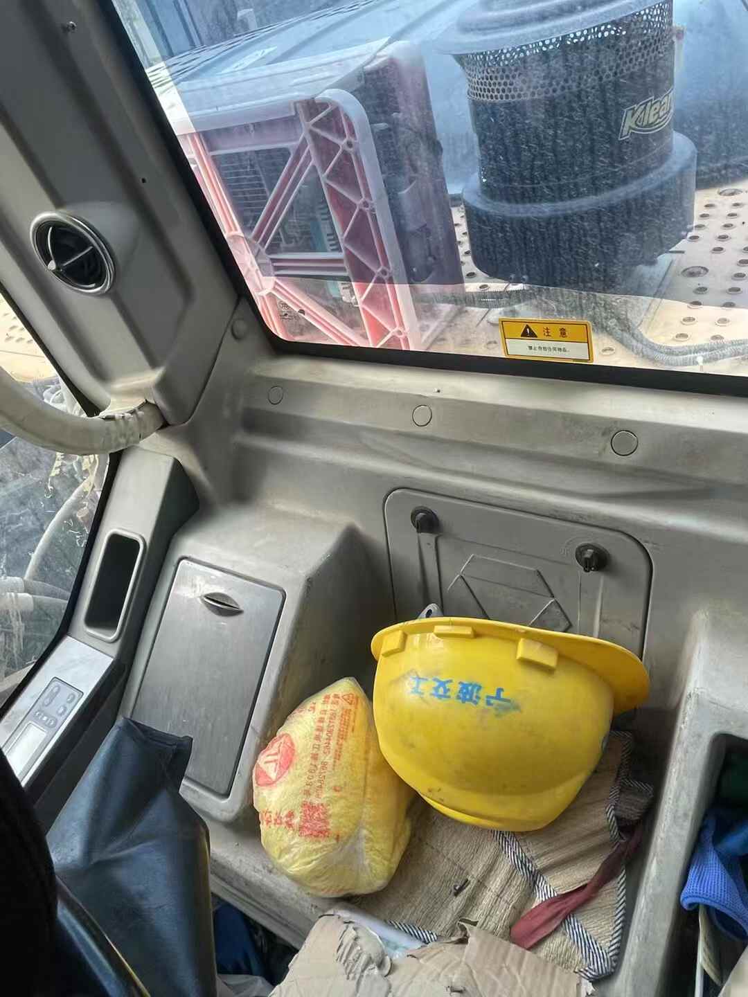 Used XCMG XE270GK Excavator 2018 Model / 9