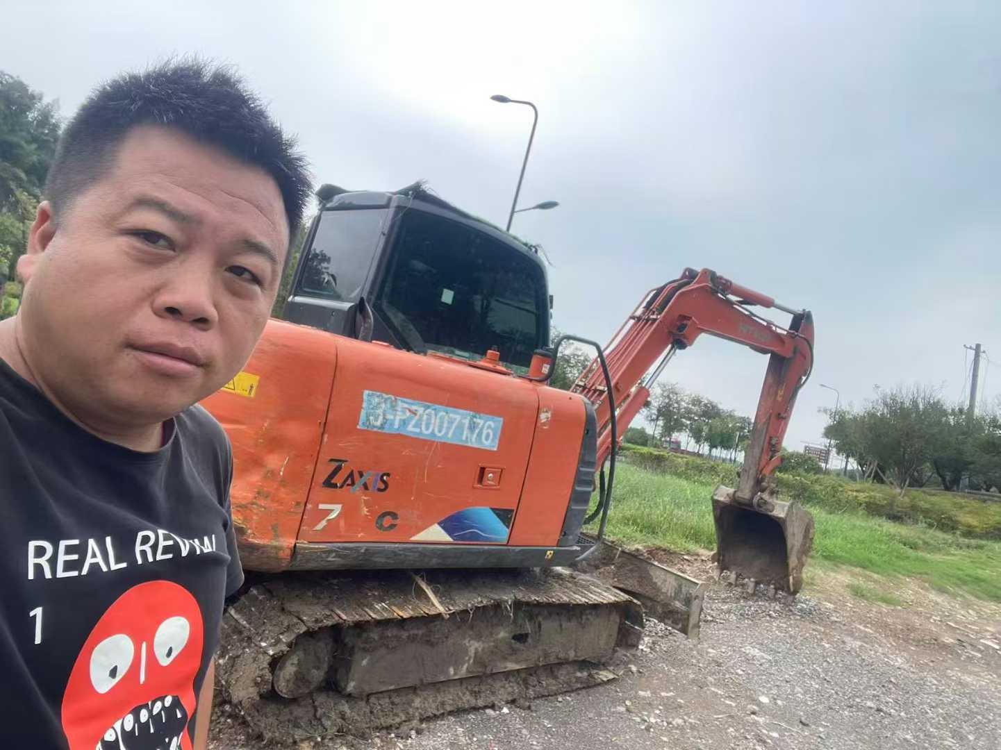 Used Hitachi ZX60 Excavator 2020 Model / 9