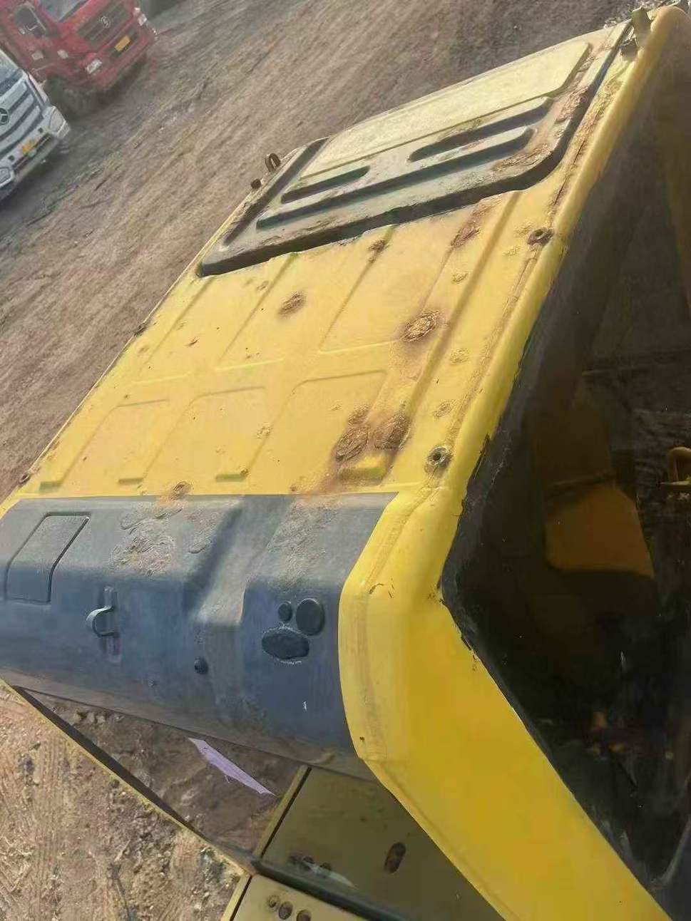 Buy Komatsu PC200 Used Excavator / 7 Used Komatsu PC200 Excavator 2010 Model / 7