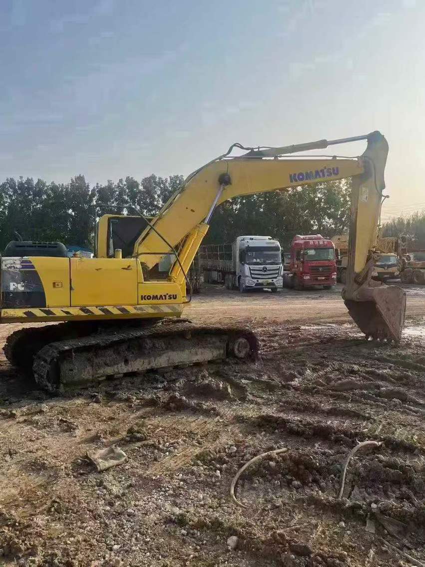 Buy Komatsu PC200 Used Excavator / 3 Used Komatsu PC200 Excavator 2010 Model / 3