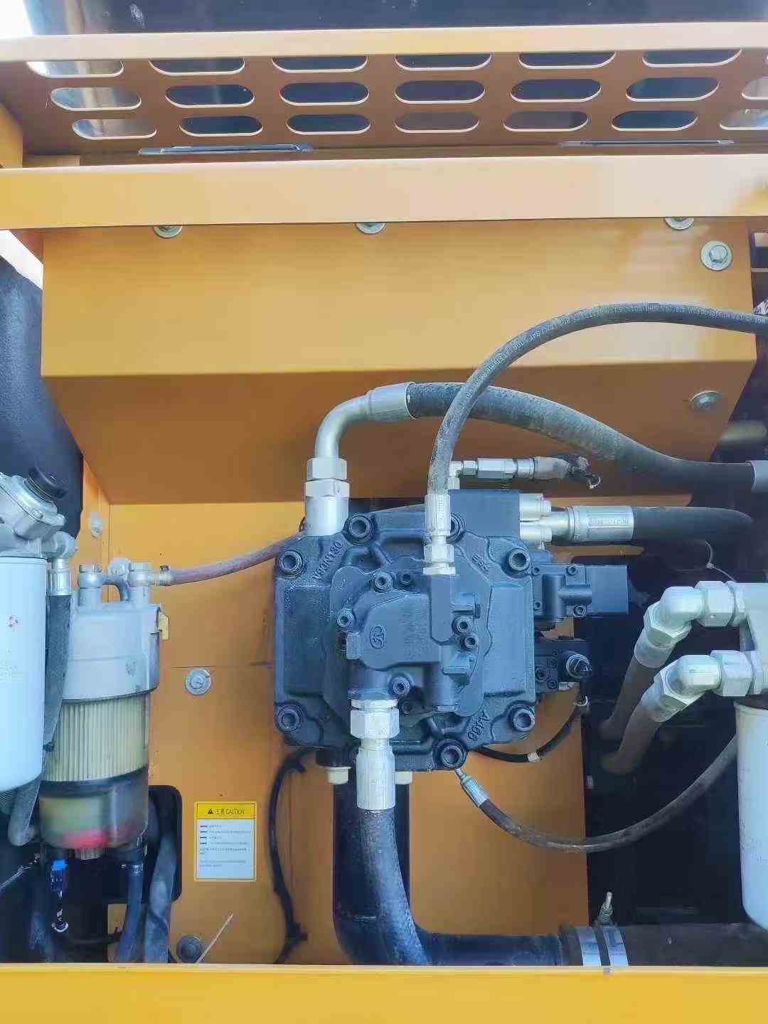 Used Sany SY205H Excavator 2022 Model / 4