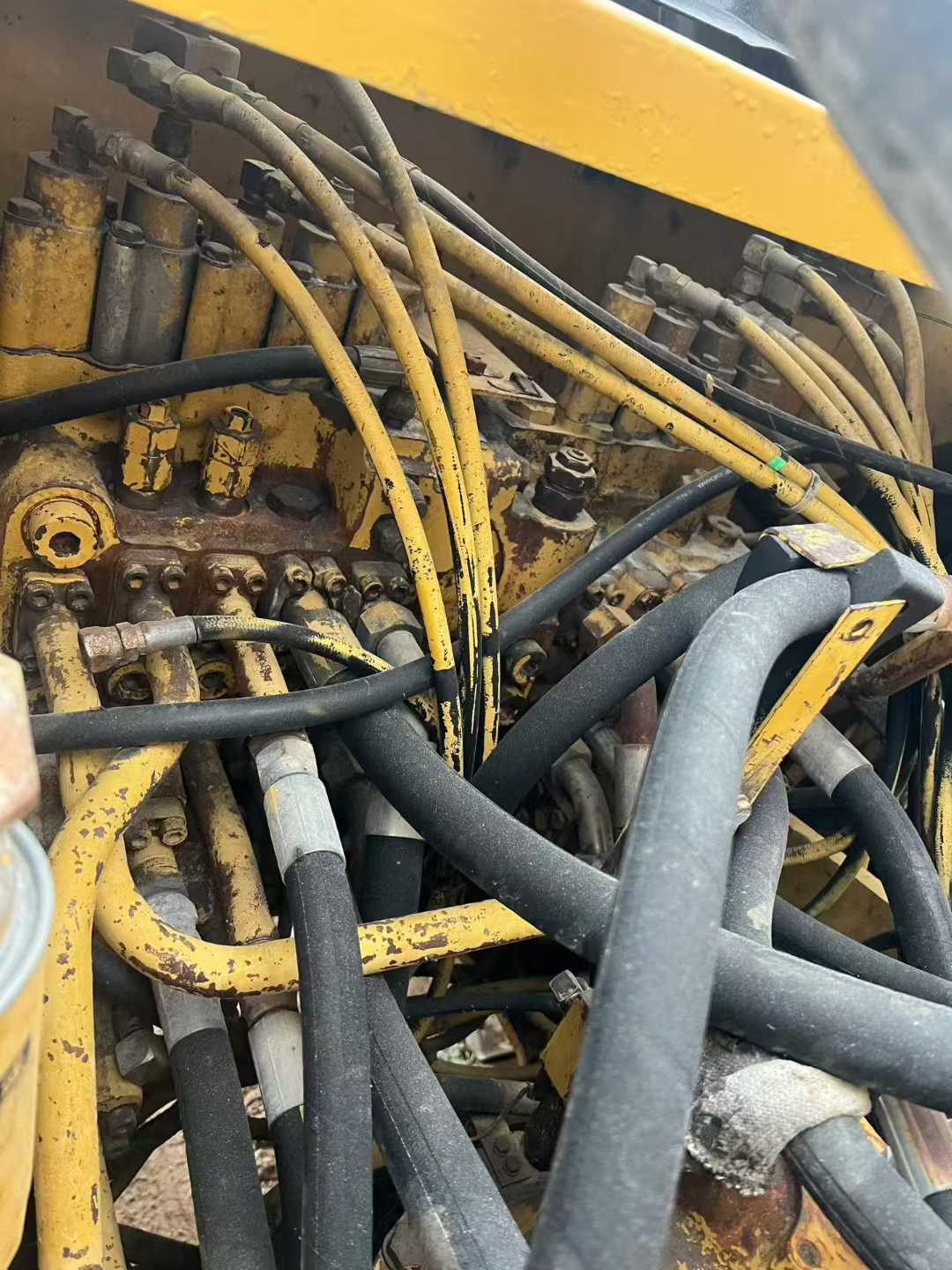 Used Caterpillar 320B Excavator 2016 Model / 6