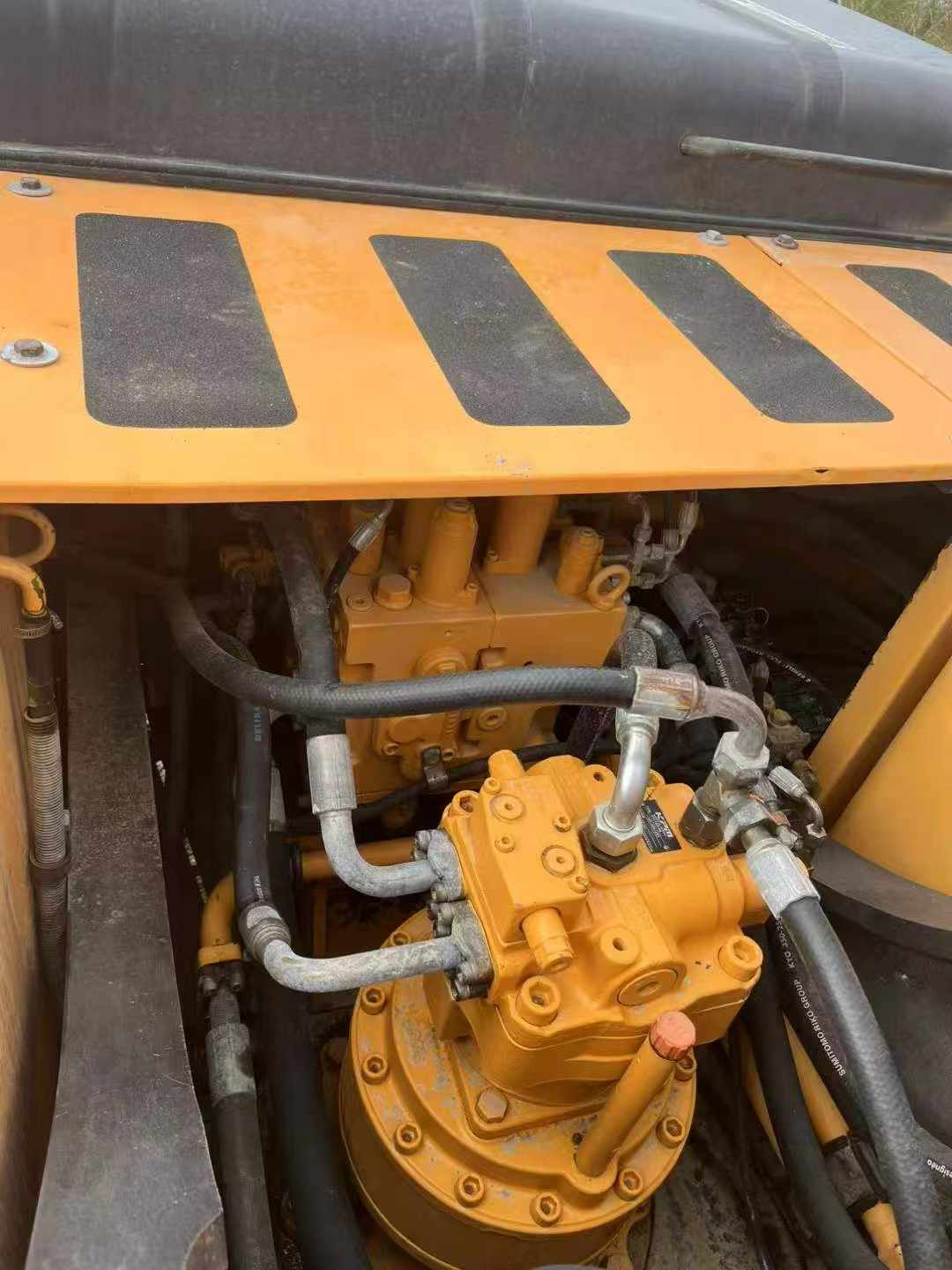 Used Sany SY215C-9 Excavator 2015 Model / 8