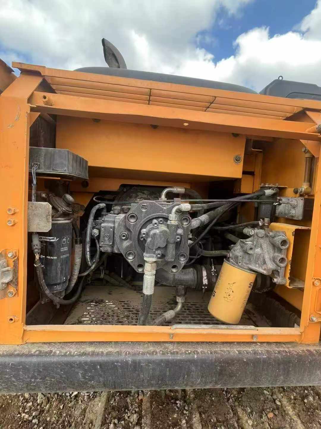 Used Sany SY215C-9 Excavator 2015 Model / 6