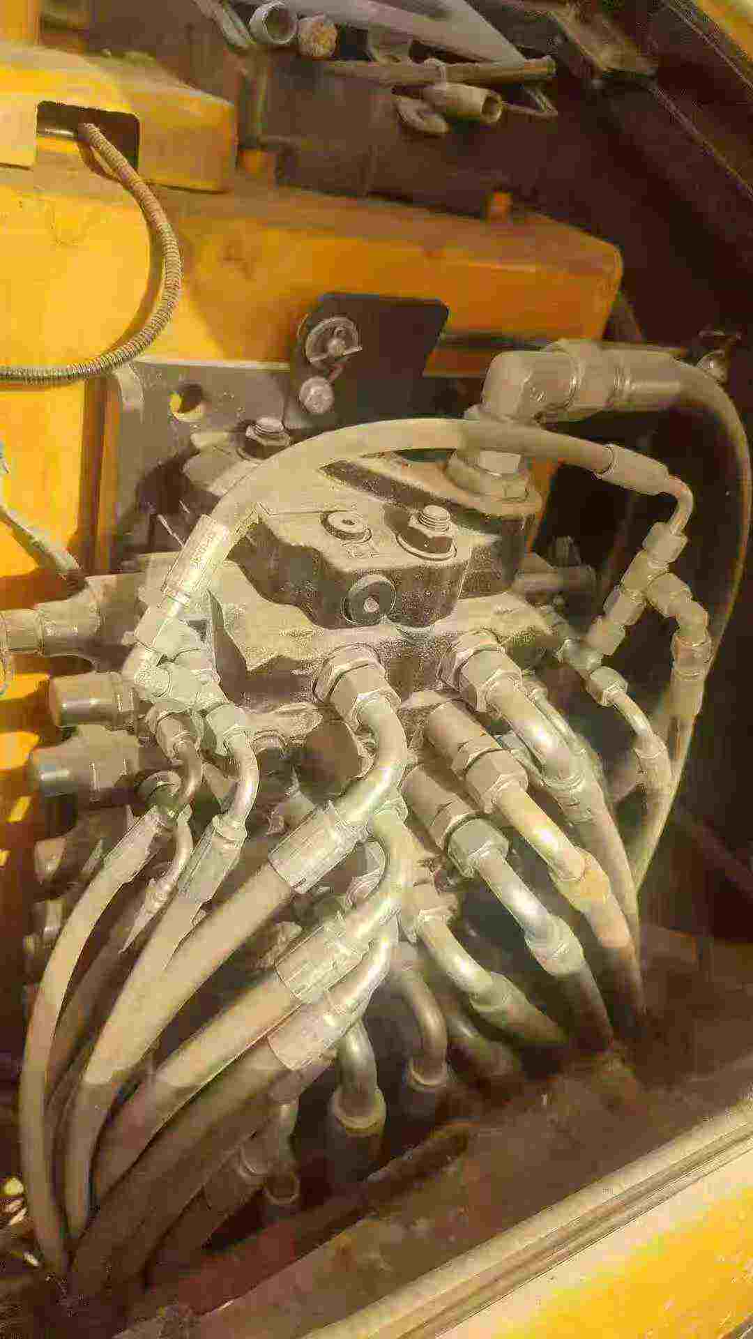 Used XCMG XE60 Excavator 2023 Model / 4