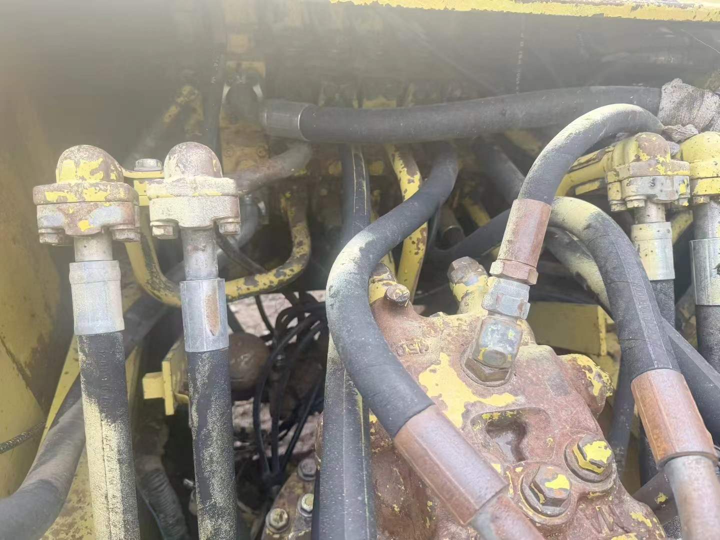 Used Komatsu PC200-6 Excavator 2016 Model / 6