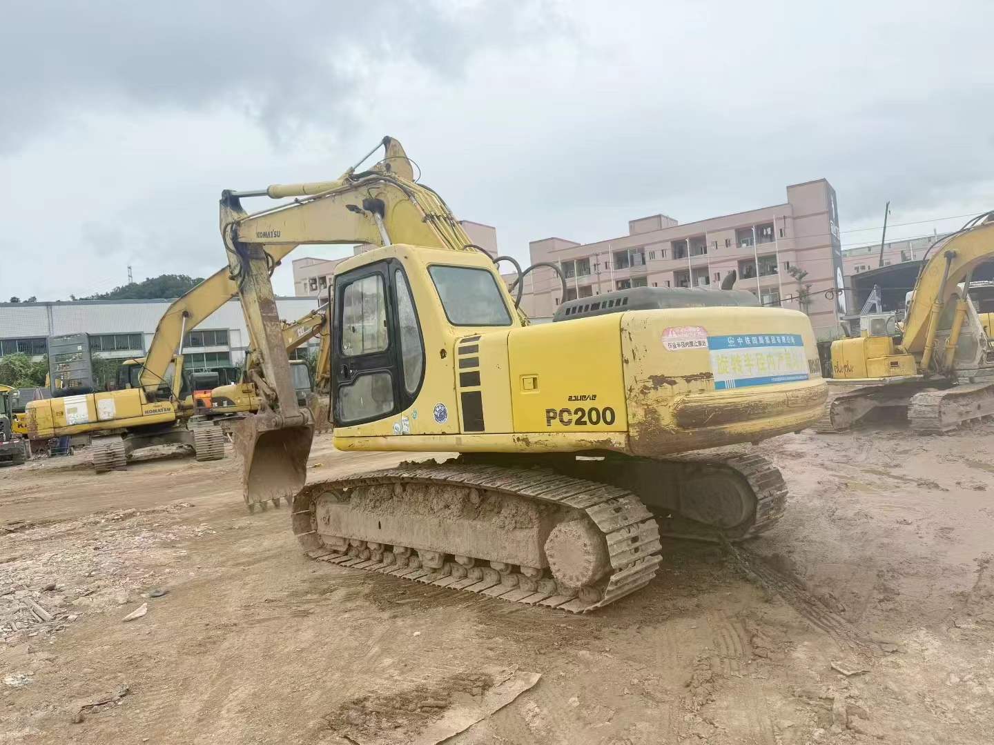 Used Komatsu PC200-6 Excavator 2016 Model / 2