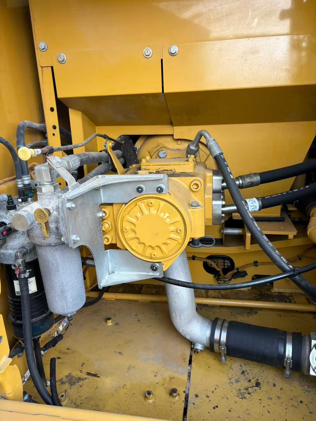 Used Caterpillar 950M Excavator 2021 Model / 6