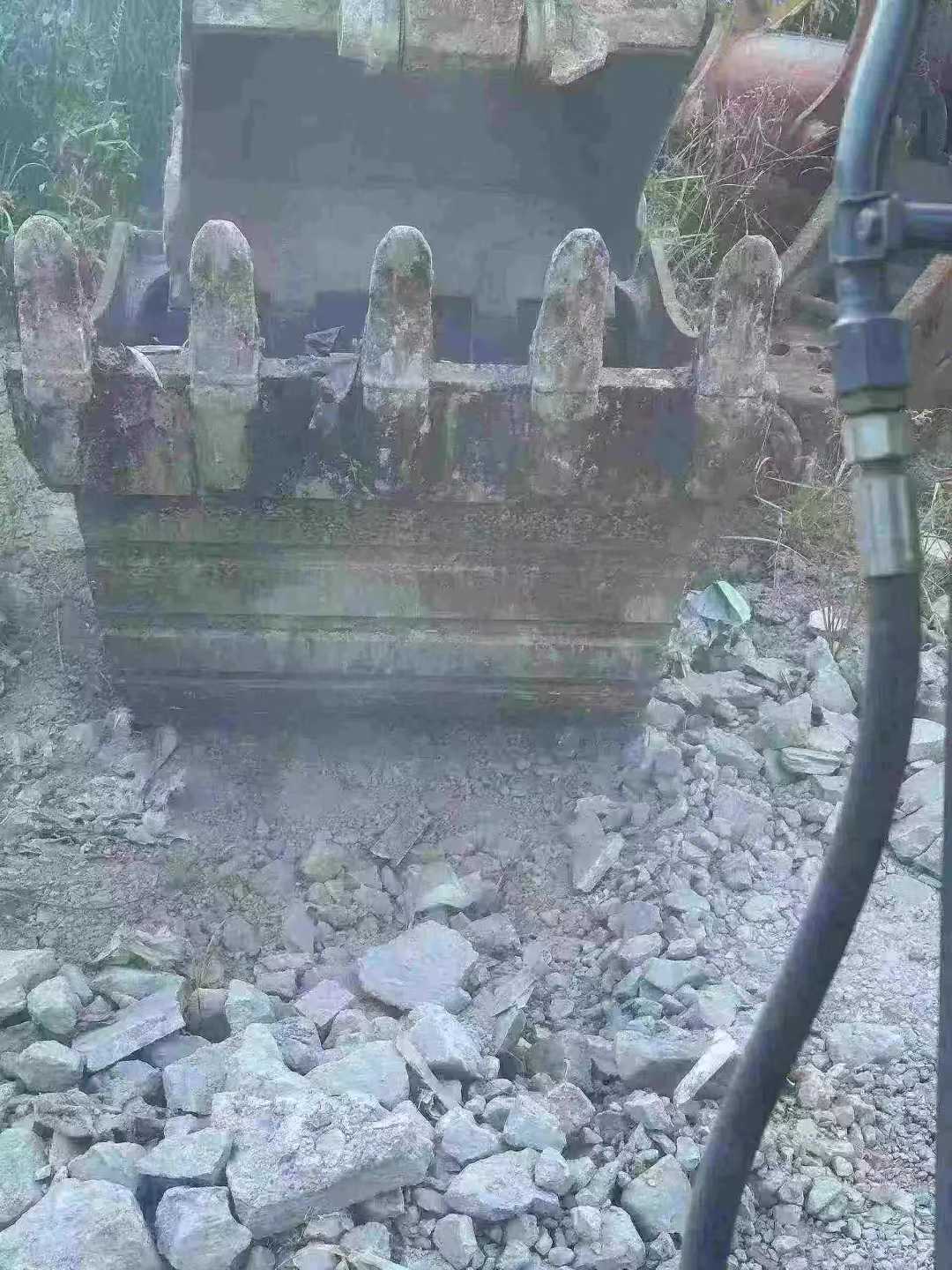 Used XCMG XE4000 Excavator 2016 Model / 5